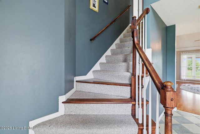 462 Millers Crossing, Shepherdsville, KY 40165