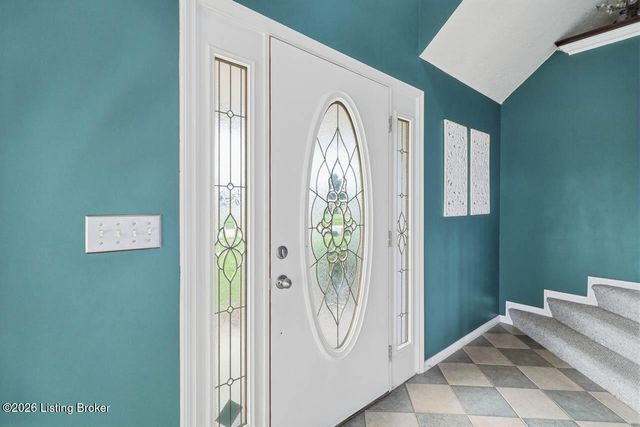 462 Millers Crossing, Shepherdsville, KY 40165