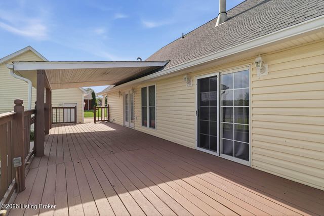 462 Millers Crossing, Shepherdsville, KY 40165