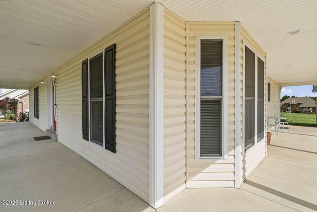 462 Millers Crossing, Shepherdsville, KY 40165