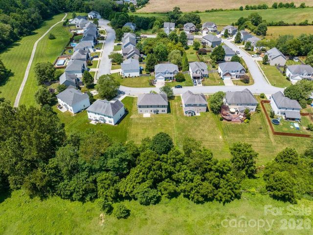 273 Wildbriar Road, Fletcher, NC 28732