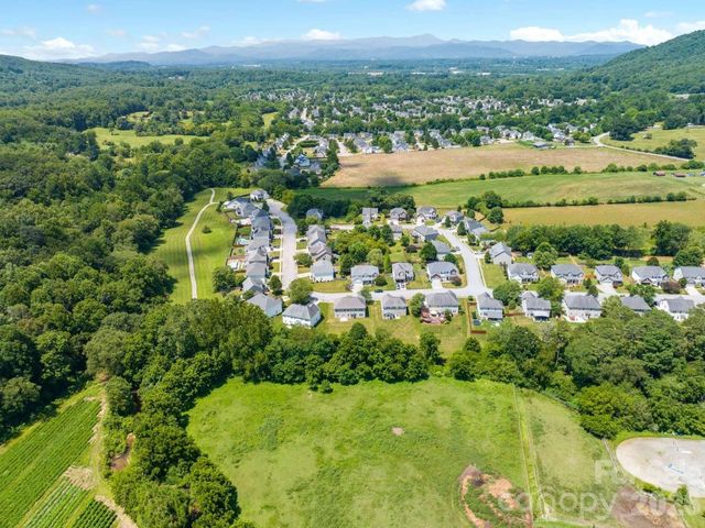 273 Wildbriar Road, Fletcher, NC 28732
