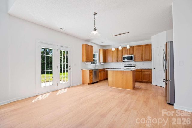 273 Wildbriar Road, Fletcher, NC 28732