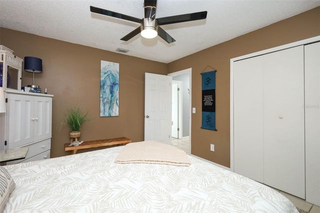 1040 DENNIS AVENUE, Orlando, FL 32807