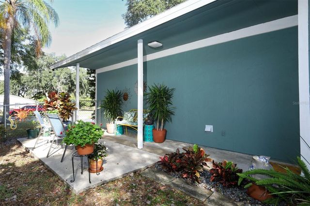 1040 DENNIS AVENUE, Orlando, FL 32807