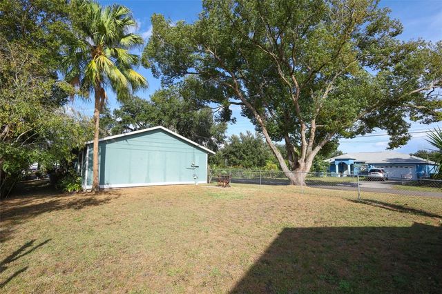 1040 DENNIS AVENUE, Orlando, FL 32807