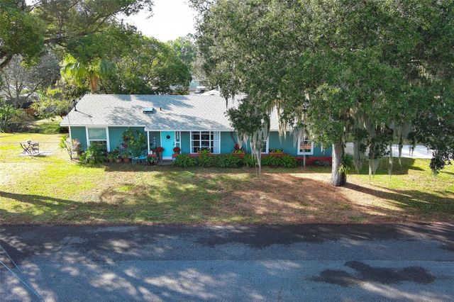 1040 DENNIS AVENUE, Orlando, FL 32807