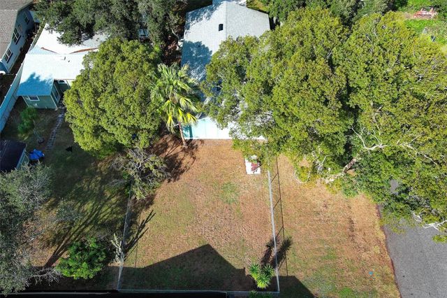 1040 DENNIS AVENUE, Orlando, FL 32807