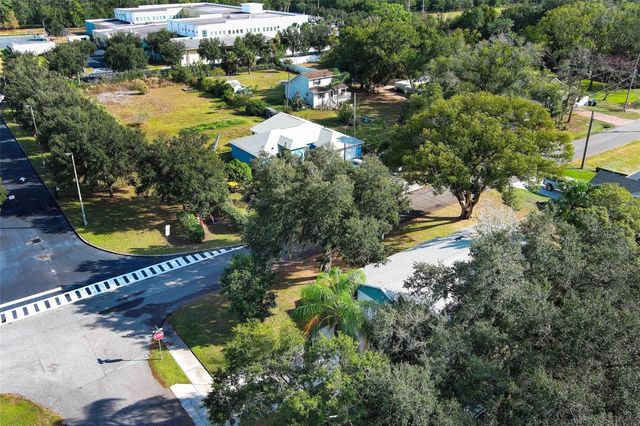 1040 DENNIS AVENUE, Orlando, FL 32807