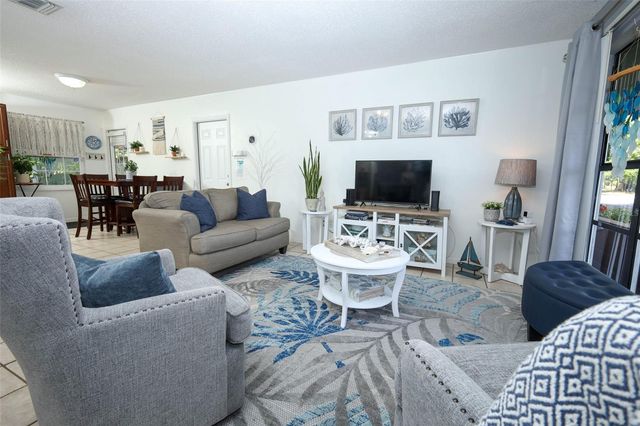 1040 DENNIS AVENUE, Orlando, FL 32807