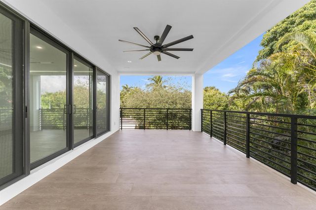 913 Denery Lane, Delray Beach, FL 33483