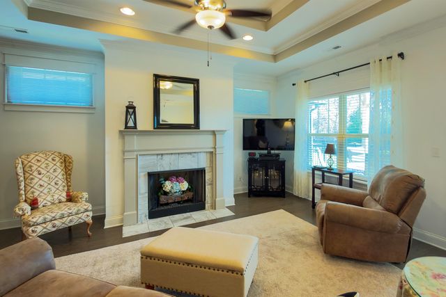 8242 Roy Lane, Ooltewah, TN 37363