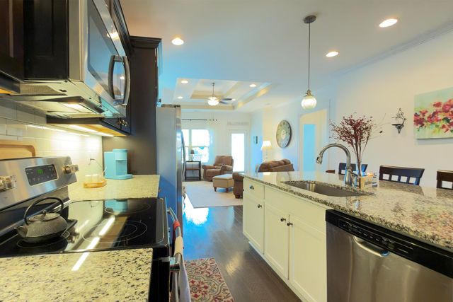 8242 Roy Lane, Ooltewah, TN 37363