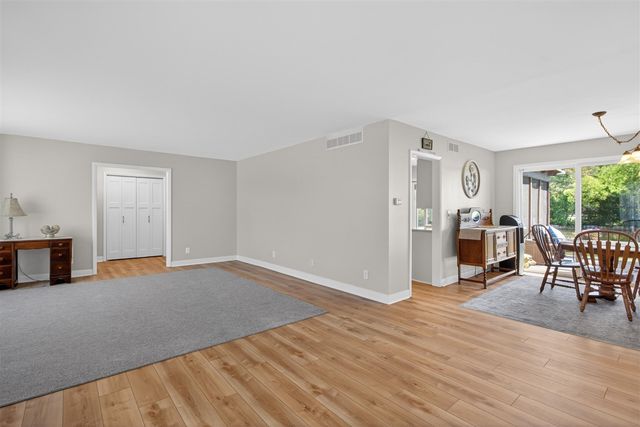 5775 Browns Lake Road, Jackson, MI 49203