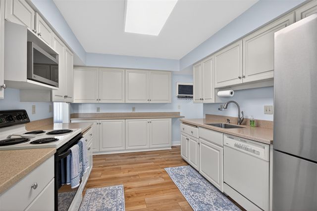 5775 Browns Lake Road, Jackson, MI 49203