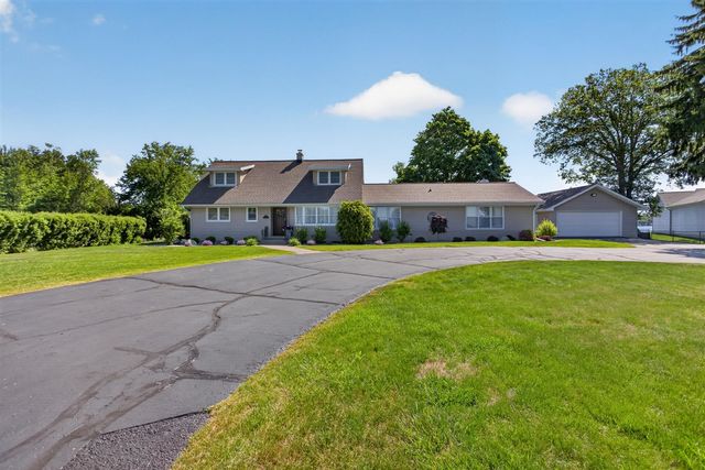 5775 Browns Lake Road, Jackson, MI 49203