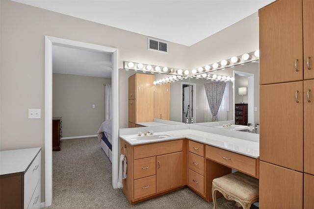 5775 Browns Lake Road, Jackson, MI 49203