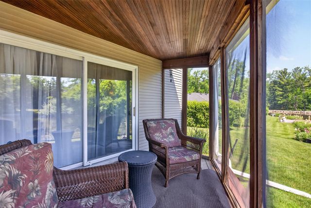 5775 Browns Lake Road, Jackson, MI 49203