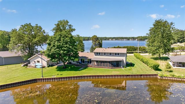 5775 Browns Lake Road, Jackson, MI 49203