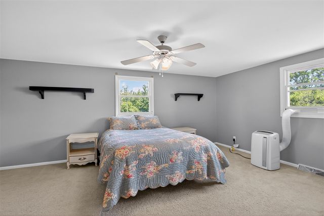 5775 Browns Lake Road, Jackson, MI 49203