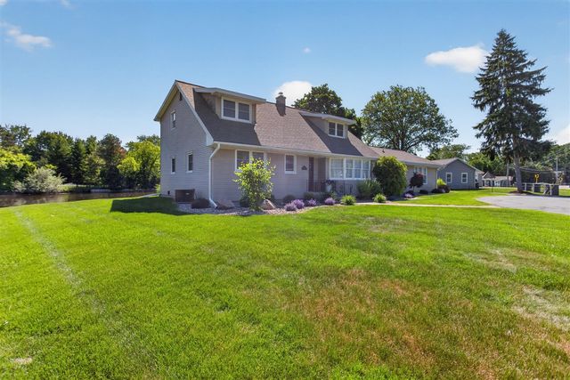 5775 Browns Lake Road, Jackson, MI 49203