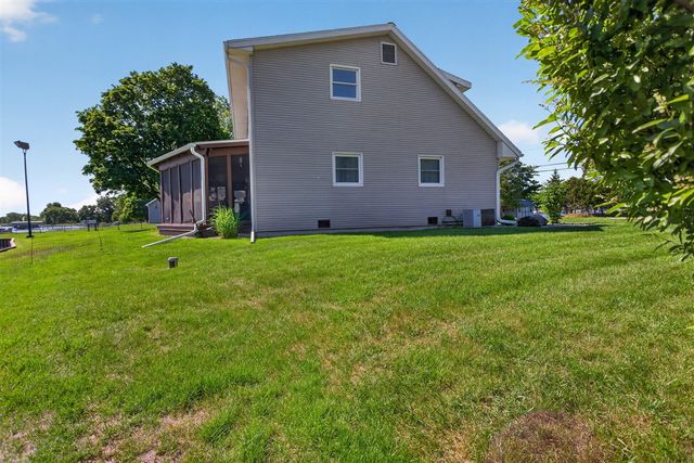 5775 Browns Lake Road, Jackson, MI 49203