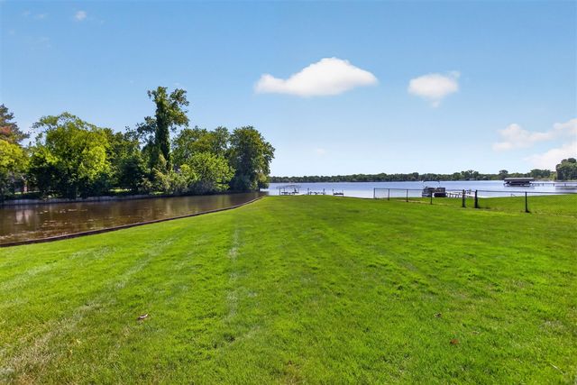 5775 Browns Lake Road, Jackson, MI 49203