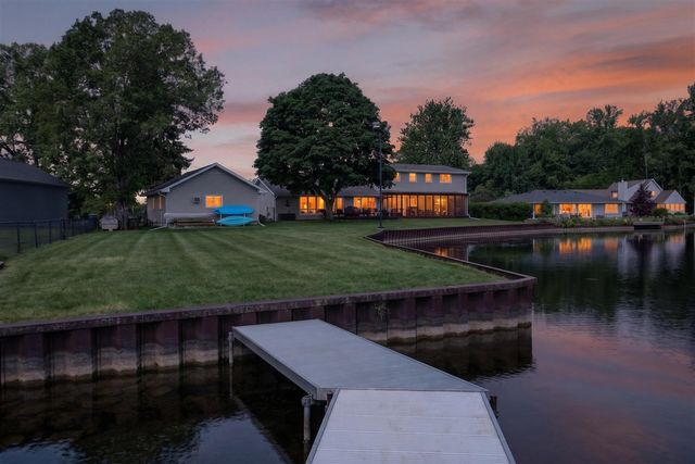 5775 Browns Lake Road, Jackson, MI 49203
