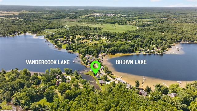 5775 Browns Lake Road, Jackson, MI 49203