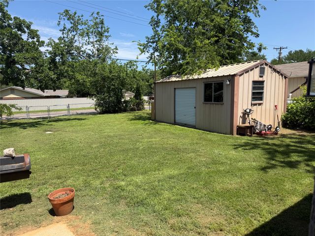 2809 N Murco Drive, Mineral Wells, TX 76067