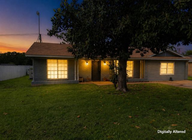 2809 N Murco Drive, Mineral Wells, TX 76067