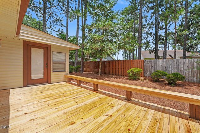 1555 Longleaf Drive E, Pinehurst, NC 28374