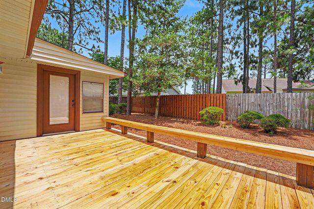 1555 Longleaf Drive E, Pinehurst, NC 28374