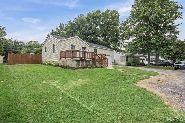 309 N 5th Street, Mascoutah, IL 62258