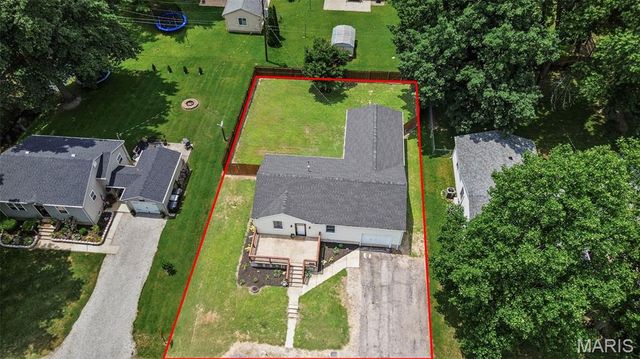 309 N 5th Street, Mascoutah, IL 62258