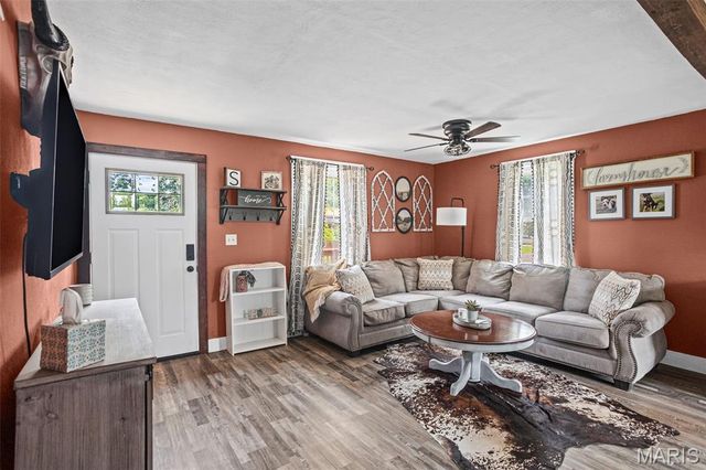 309 N 5th Street, Mascoutah, IL 62258
