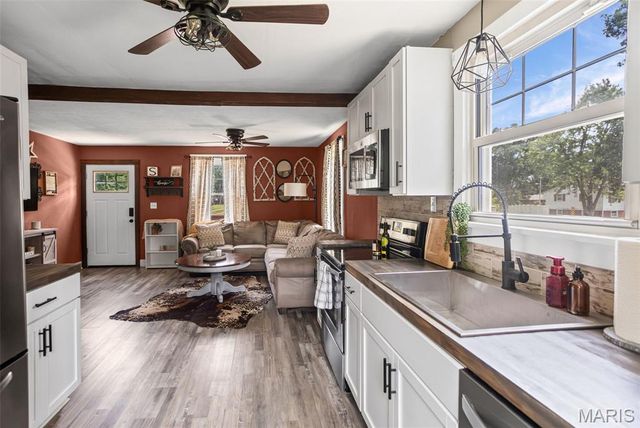 309 N 5th Street, Mascoutah, IL 62258