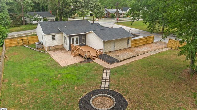201 S Pliney Circle, Simpsonville, SC 29681