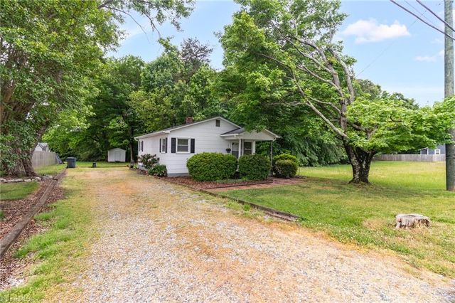 544 Edgewood Street, Kernersville, NC 27284