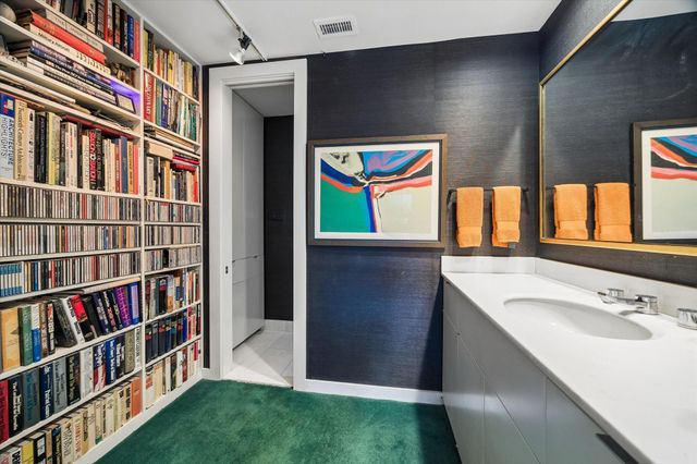 4213 W Alabama Street, Houston, TX 77027