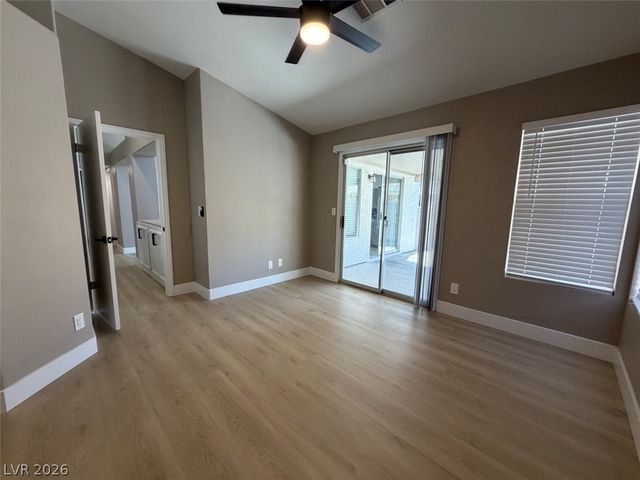 1309 Strike Jumper Court, Las Vegas, NV 89108