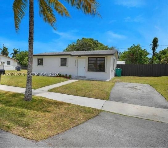 10720 SW 147th St, Miami, FL 33176