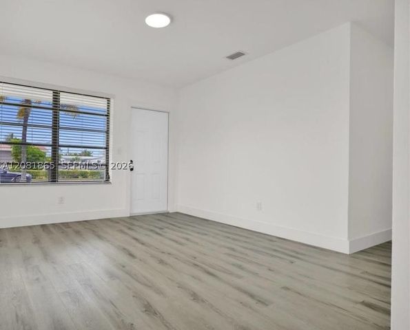 10720 SW 147th St, Miami, FL 33176