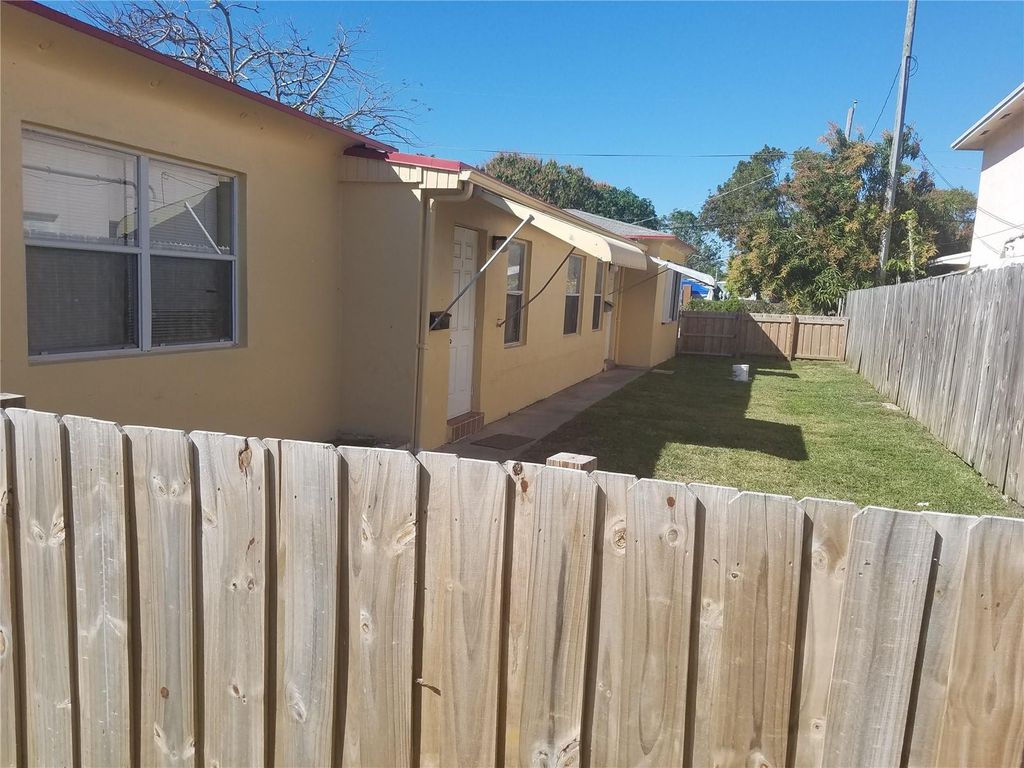 1907 Cleveland Street, Hollywood, FL 33020