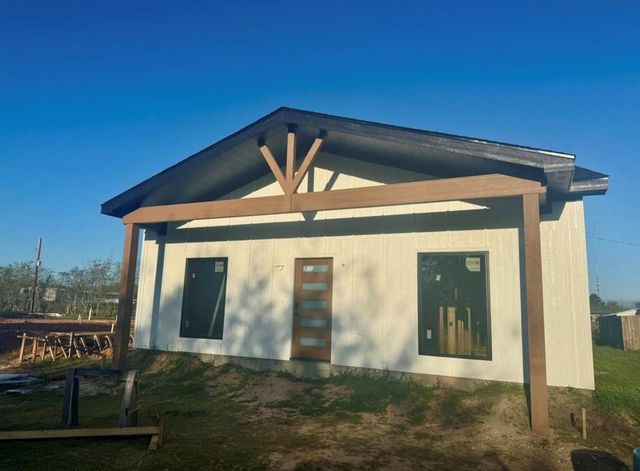510 Jenni Lane, San Leon, TX 77539