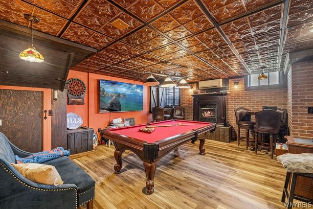 1 Hillcrest Street, Niagara Falls, NY 14303