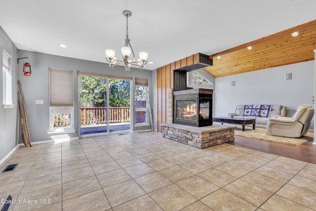458 Kirby Mtn Rd, Hope, ID 83836