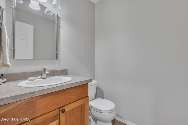 458 Kirby Mtn Rd, Hope, ID 83836