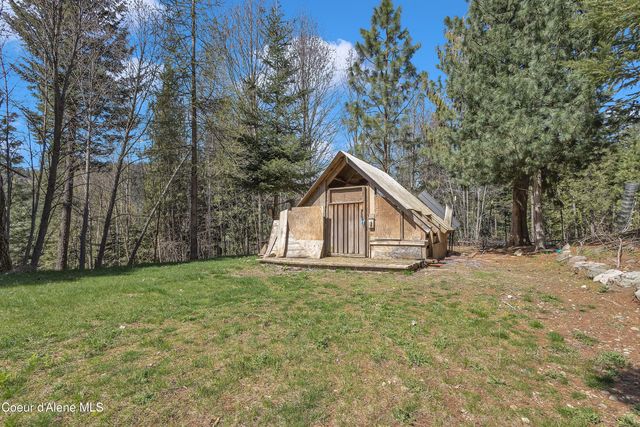 458 Kirby Mtn Rd, Hope, ID 83836