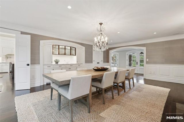 97 Heights Road, Ridgewood, NJ 07450